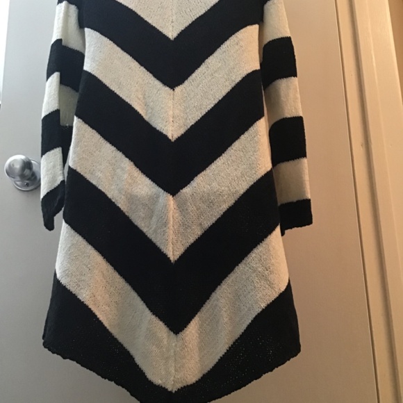 Style &Co long black and off white cardigan - Picture 2 of 7